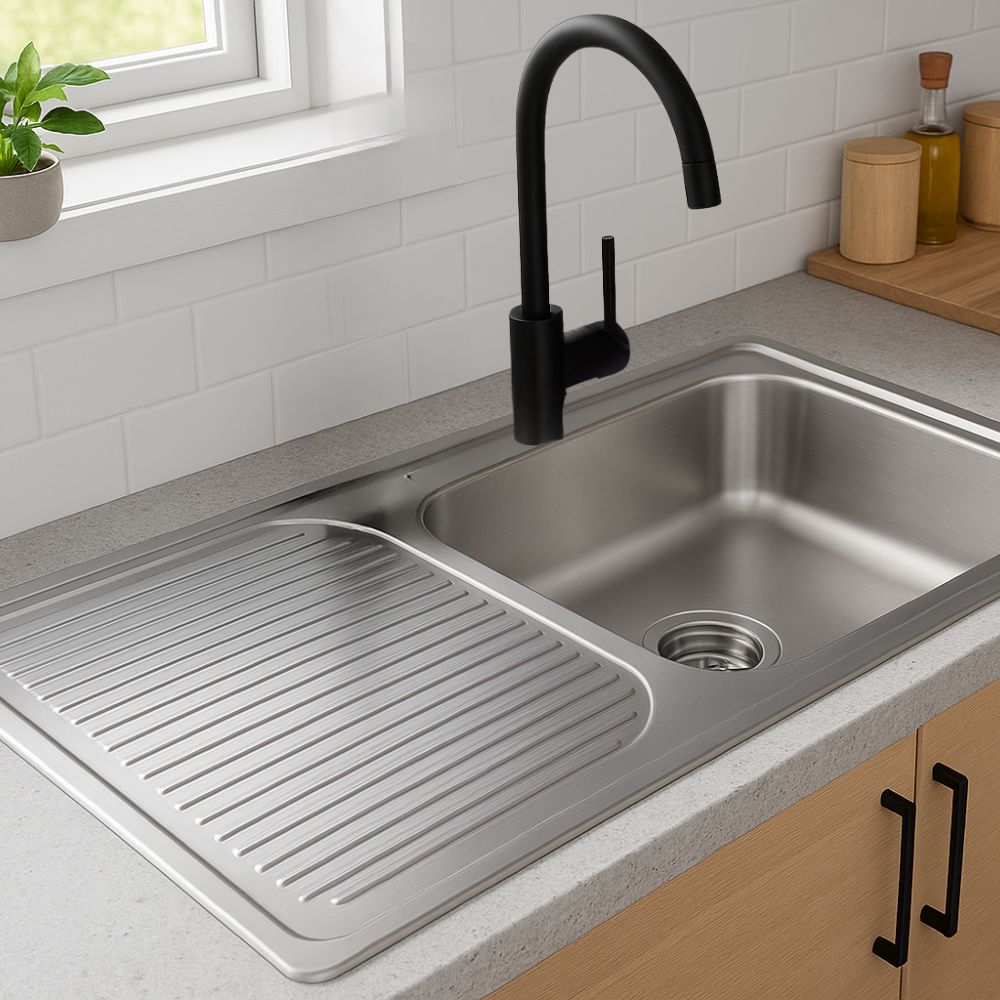 Kit Completo CNX: Tarja con Escurridor Izquierdo 80 × 50 cm, Mezcladora Monomando Negra y Accesorios de Instalación 3