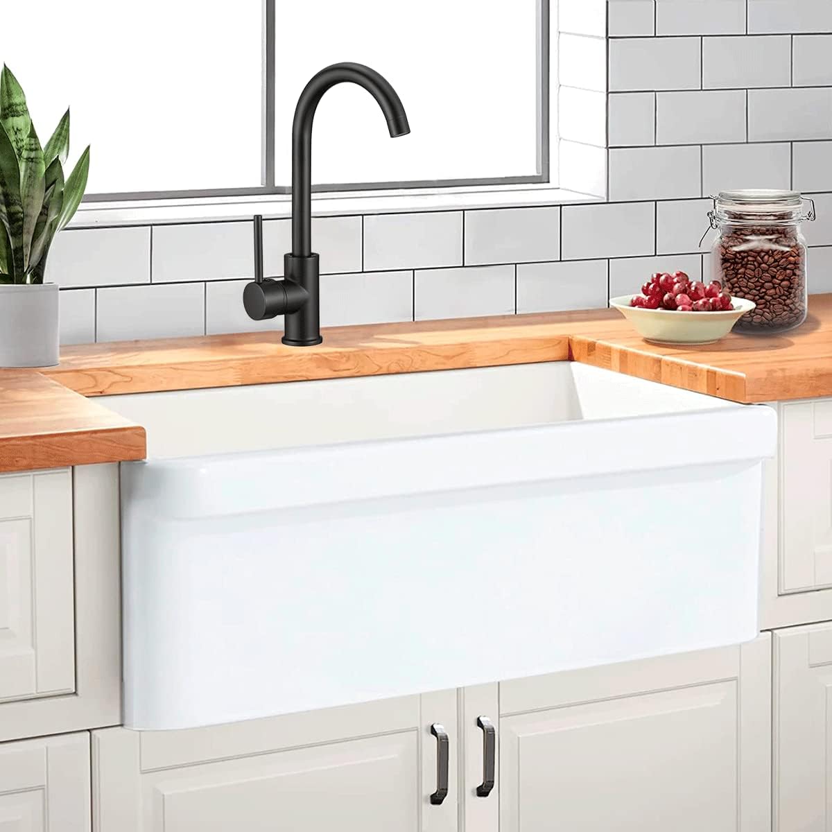 Llave Mezcladora para Cocina Monomando con Cuello de 40 cm, Fabricada en Zinc y Latón, Incluye Mangueras y Tecnología Water Sense