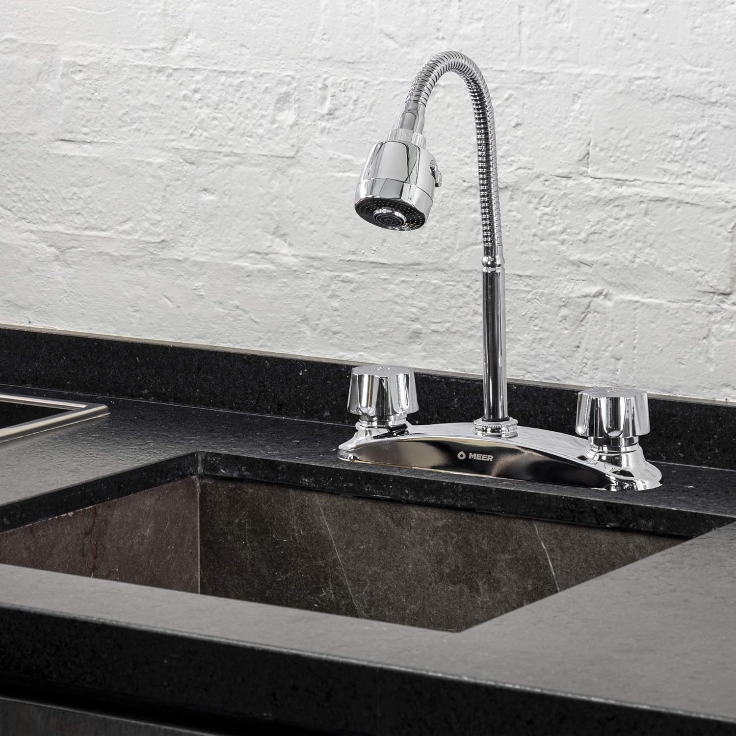 MEER FAUCETS BY CNX Mezcladora Cromada para Fregadero con Cuello Flexible, Fabricada en Acero Inoxidable, Zinc y Latón 3