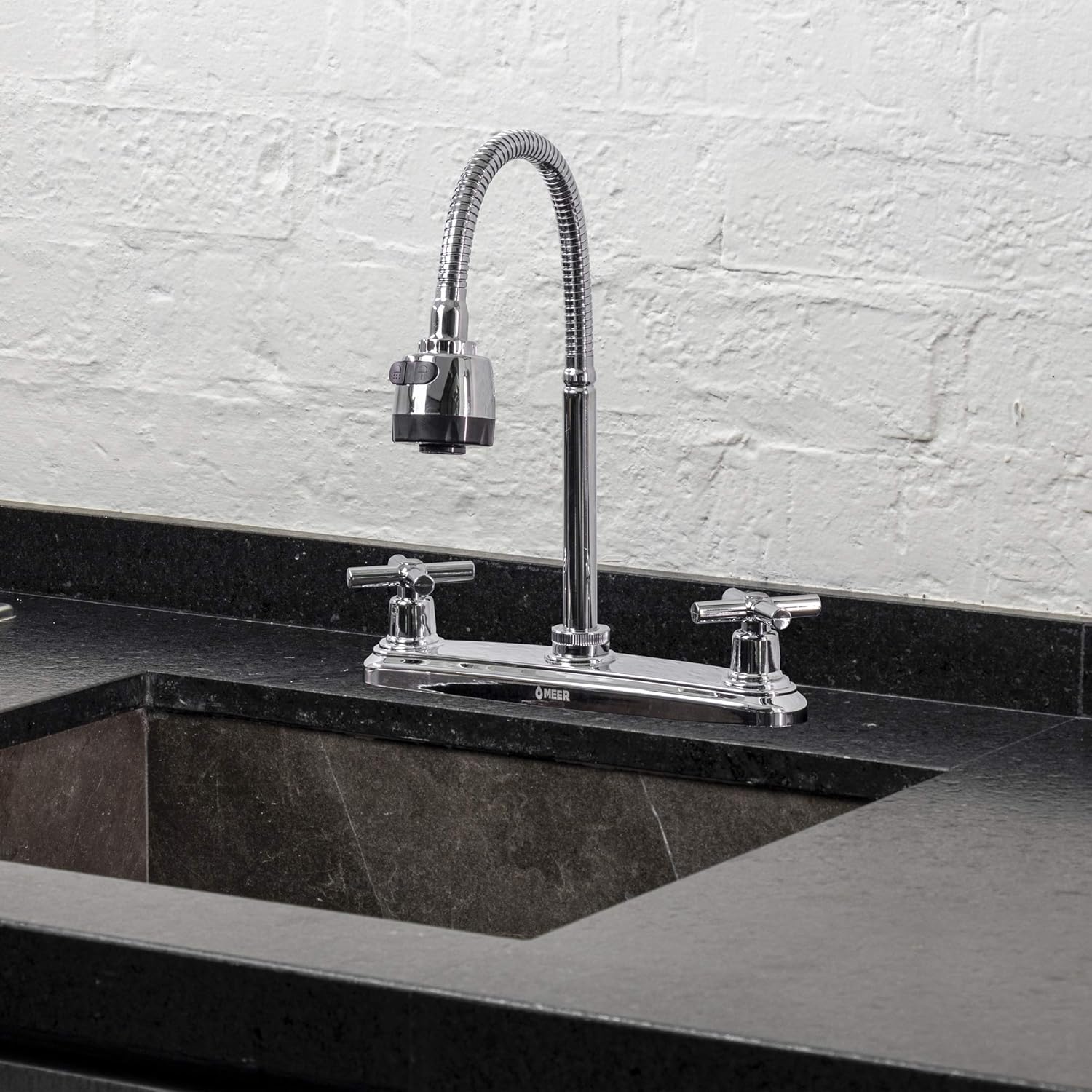 Mezcladora Flexible Cromada para Fregadero de Cocina, con Aireador, Fabricada en Acero Inoxidable, Latón y ABS